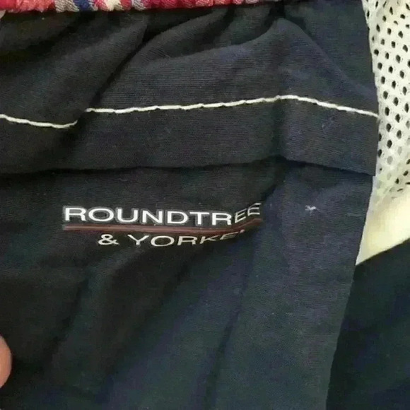 Roundtree & Yorke Swim Trunks - Picture 4 of 5